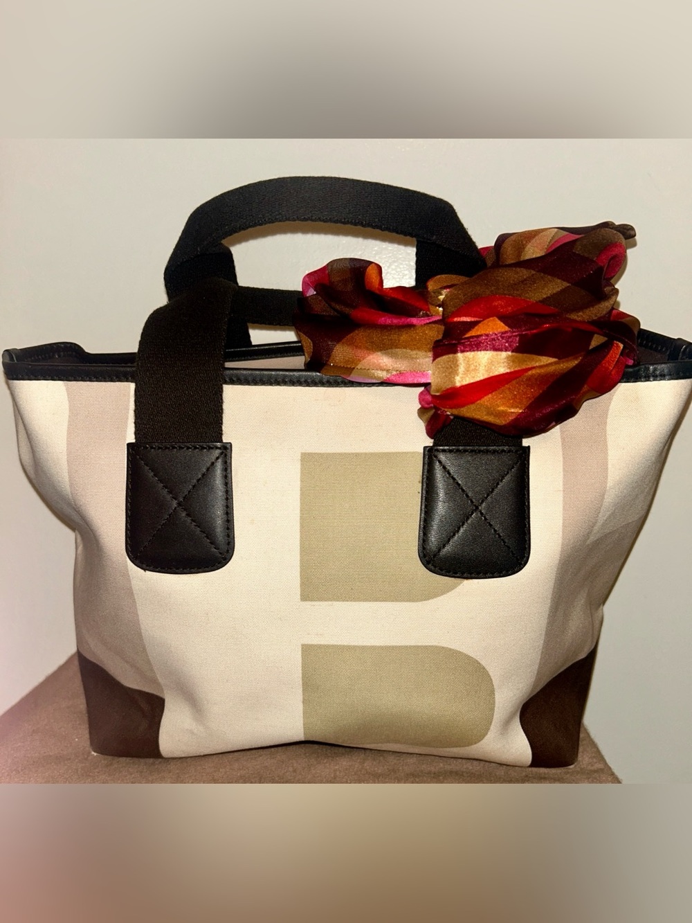 Bally "Busy B"Vintage Canvas Tote Bag - Picture 3 of 12